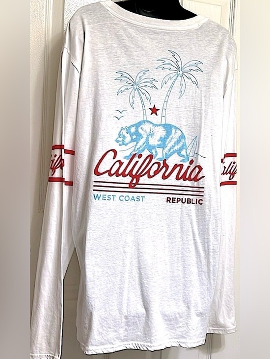 Brooklyn Cloth Other - NWOT BROOKLYN CLOTH COTTON CALIFORNIA REPUBLIC WEST COAST BEAR L/S TSHIRT Men XL